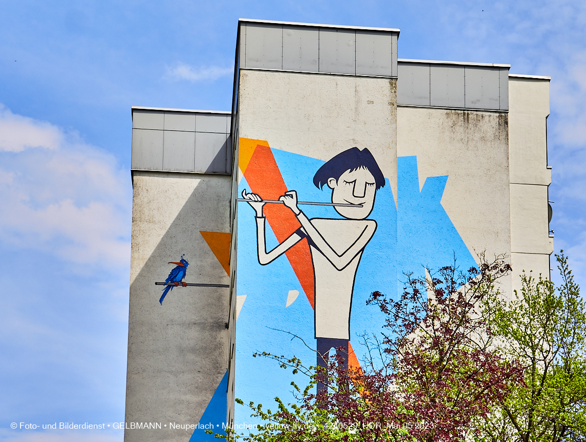 05.05.2023 - Graffiti am Karl-Marx-Ring 75 in Neuperlach